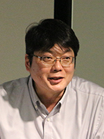 須山 慶太 氏