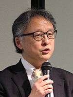 亀山 渉 氏