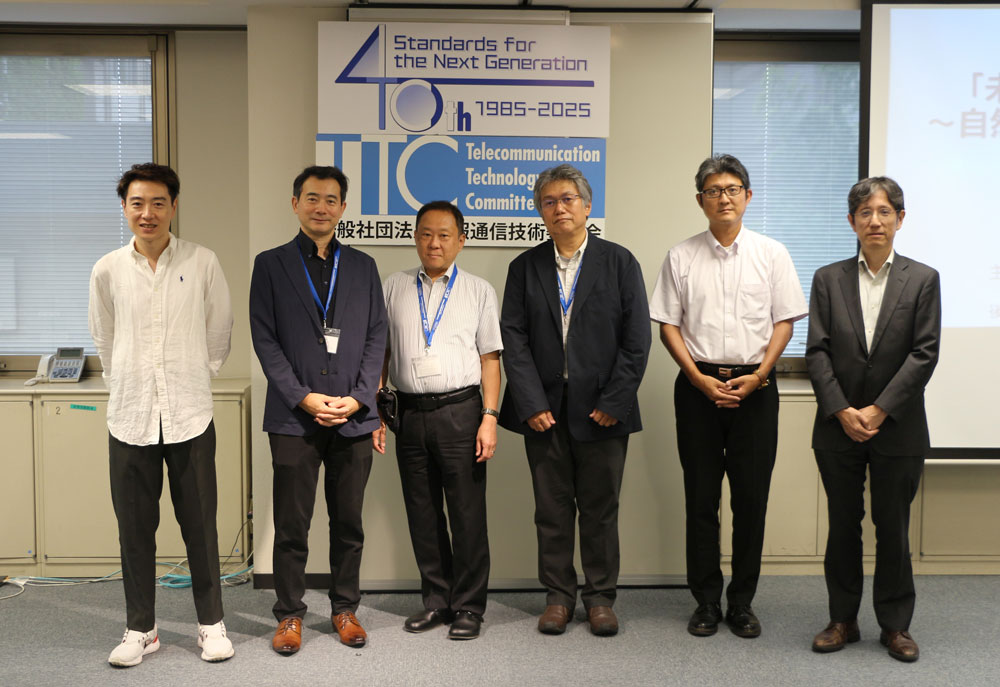 左から美原 義行氏、中田 尋経氏、丹 康雄氏、三宅 博文氏、林 崇文氏、田尻 信行