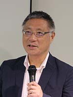 岡崎 浩治 氏